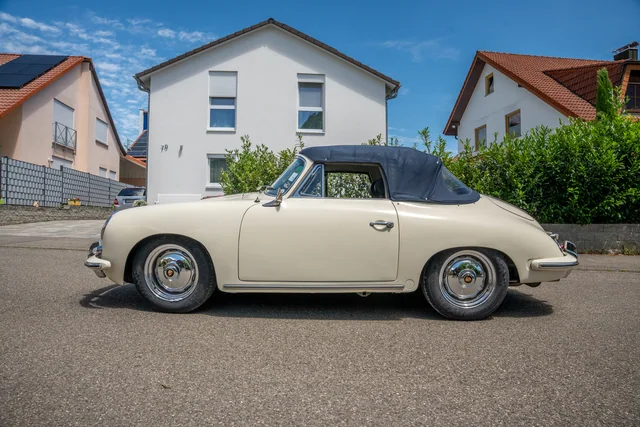 Porsche 356 im Seitenprofil