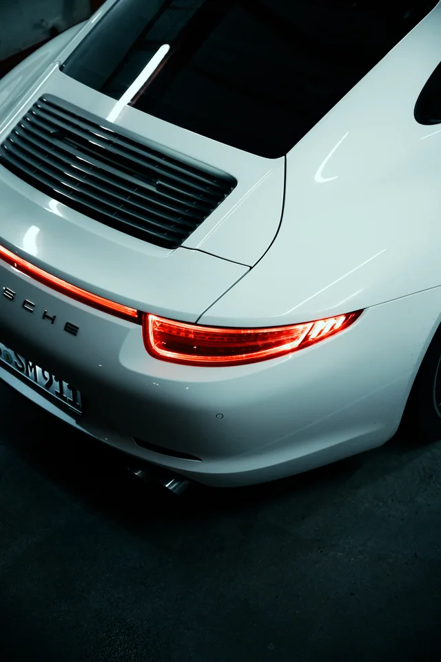 Heck des Porsche 911 von oben